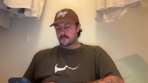 Snapshot of pattys_worlds chatting on April 2026 11:51:02 PM Patty online show from April 2026 11:51:02 PM