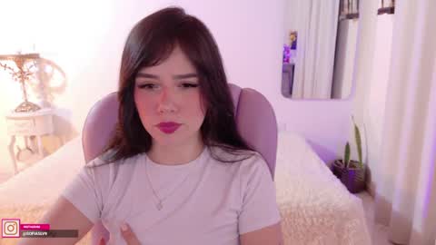 Snapshot of pau_cute chatting on June 2026 04:30:02 AM Sofa online show from June 2026 04:30:02 AM