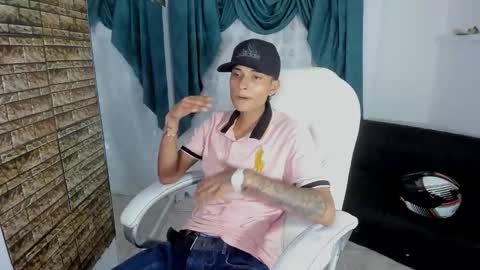 Paul online show from November 2025 04:04:01 AM