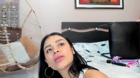 Snapshot of paulafer_ chatting on January 2025 10:45:01 PM online show from January 2025 10:45:01 PM