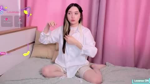 Snapshot of paulaharris chatting on October 2025 11:32:02 AM Alice online show from October 2025 11:32:02 AM