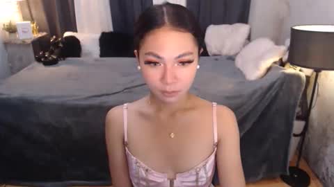 paulalawman online show from February 2026 10:39:01 PM