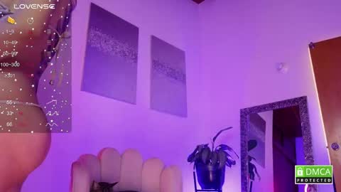 Snapshot of paulatoro__ chatting on June 2026 01:28:01 PM Paula Toro online show from June 2026 01:28:01 PM