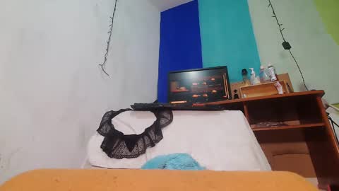 PAULA VALENTINA online show from December 2024 03:18:02 AM