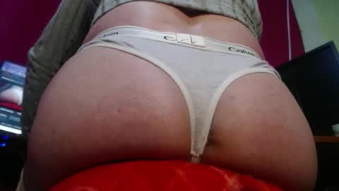 PAULA VALENTINA online show from November 2025 12:27:01 AM