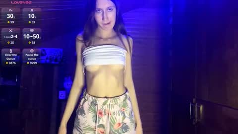 Ashley Cooper online show from October 2025 05:25:01 PM