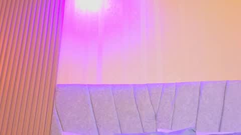 paulina  online show from March 2026 04:39:02 PM