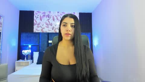 Snapshot of paulinaduarte_ chatting on November 2025 11:32:01 AM Paulina online show from November 2025 11:32:01 AM