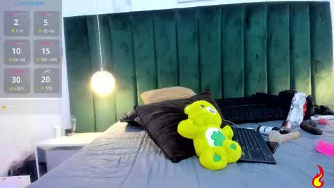 Snapshot of paulinagame chatting on October 2025 08:37:02 PM Paulina online show from October 2025 08:37:02 PM