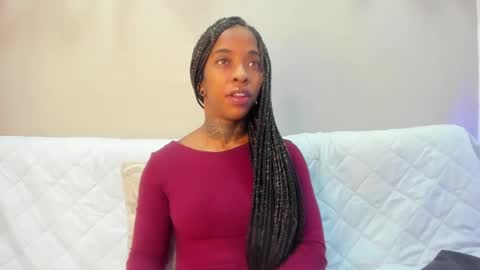 Pauline online show from September 2025 12:21:01 AM