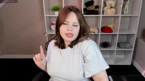 Erica online show from May 2026 09:47:01 AM