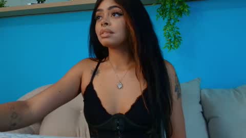 Snapshot of paulinne_clark chatting on February 2026 08:29:01 PM paulinne_clark online show from February 2026 08:29:01 PM