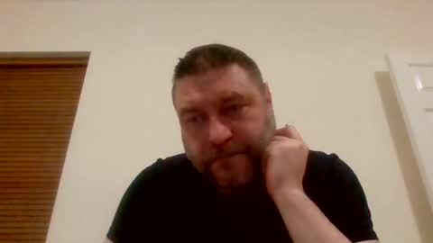 pauljr85 online show from May 2026 02:18:02 AM