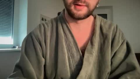 love bush online show from December 2025 10:24:02 AM