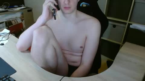 Snapshot of paulthesub chatting on January 2025 12:41:02 PM Paul online show from January 2025 12:41:02 PM