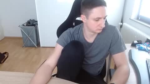 Snapshot of paulthesub chatting on January 2026 11:56:01 AM Paul online show from January 2026 11:56:01 AM