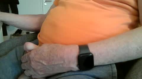 Snapshot of paultje7171 chatting on April 2026 06:06:01 PM Paul online show from April 2026 06:06:01 PM