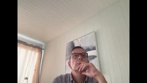 paulwill2377 online show from October 2025 11:57:02 PM