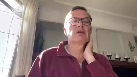 paulwill2377 online show from October 2025 06:32:02 PM