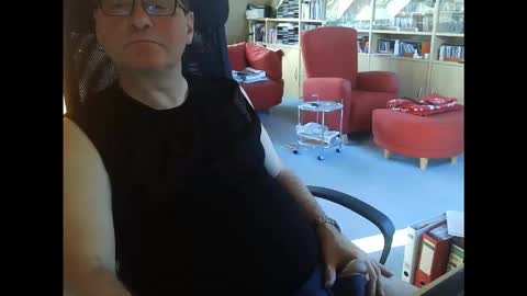 Pavlov aka Peter online show from February 2026 09:15:01 AM