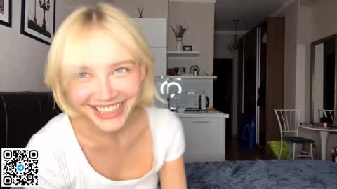 Lola online show from October 2025 04:47:01 PM