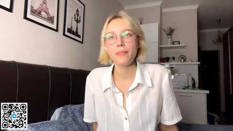 Lola online show from October 2025 02:34:01 PM