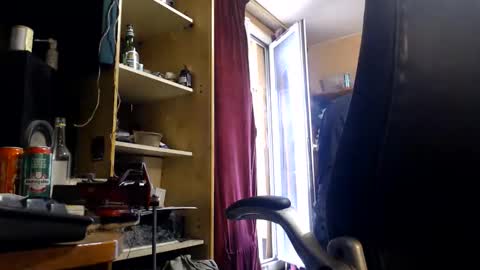Snapshot of pc8474408 chatting on May 2026 06:17:01 PM pc8474408 online show from May 2026 06:17:01 PM