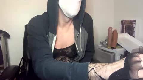 pcola8434 online show from October 2025 11:43:01 AM