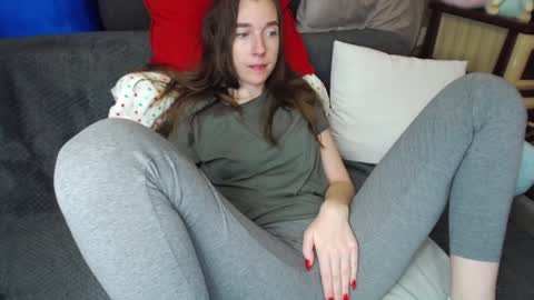 FOUNTAIN SQUIRT online show from January 2025 01:46:01 PM