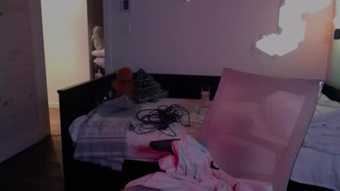 Effyyyyy online show from December 2024 06:22:02 AM