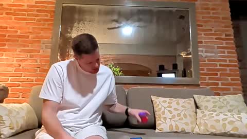 peachespunkins online show from November 2025 01:16:02 AM