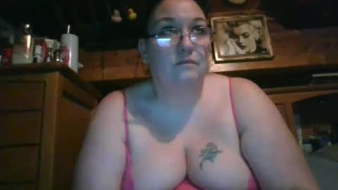 Snapshot of peachtree197 chatting on March 2025 04:45:02 AM peachtree197 online show from March 2025 04:45:02 AM