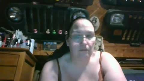 Snapshot of peachtree197 chatting on February 2026 04:08:01 AM peachtree197 online show from February 2026 04:08:01 AM