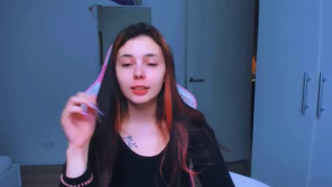 Peachy online show from January 2025 10:50:01 PM