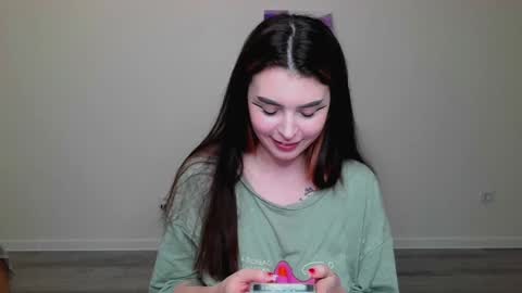 Peachy online show from February 2025 01:32:01 AM