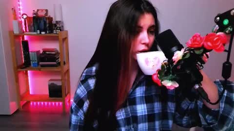 Peachy online show from October 2025 02:29:02 PM