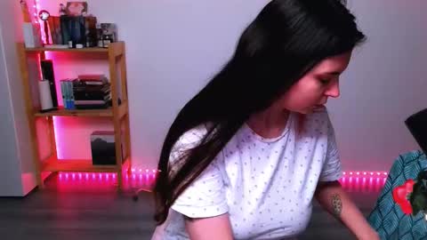 Peachy online show from October 2025 04:22:01 PM