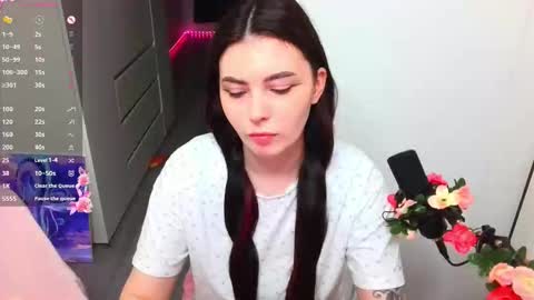 Peachy online show from March 2026 06:33:01 PM