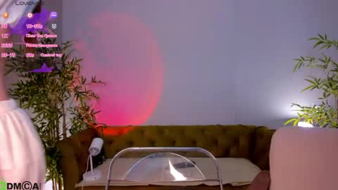 Snapshot of pearl_bloom chatting on May 2026 01:13:01 AM Sex Leah online show from May 2026 01:13:01 AM