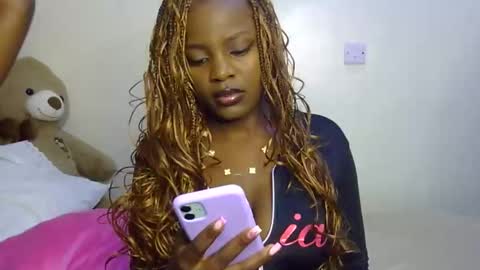 Snapshot of pearl_velvet chatting on February 2026 08:36:01 PM vel online show from February 2026 08:36:01 PM