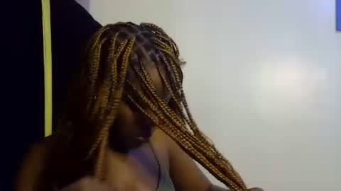 Snapshot of pearl_velvet chatting on March 2026 08:54:02 AM vel online show from March 2026 08:54:02 AM