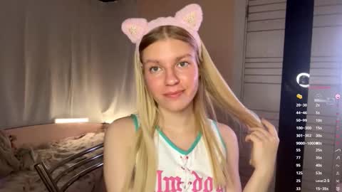 Mary online show from October 2025 07:02:01 PM