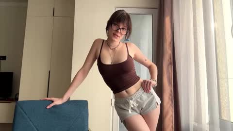 Lolly online show from December 2025 08:45:01 AM