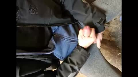 pelnutrauks online show from December 2024 09:41:02 PM