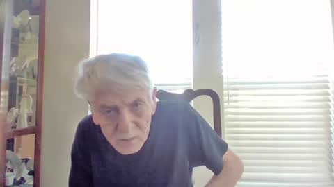 Snapshot of pem1650 chatting on September 2025 06:43:02 PM pem1650 online show from September 2025 06:43:02 PM