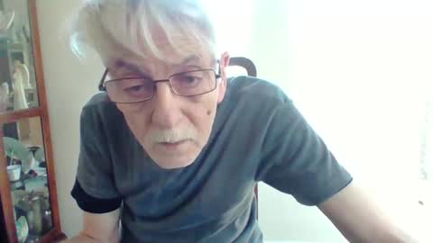 Snapshot of pem1650 chatting on September 2025 06:22:01 PM pem1650 online show from September 2025 06:22:01 PM