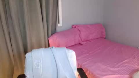 pemperut online show from April 2026 07:22:01 PM