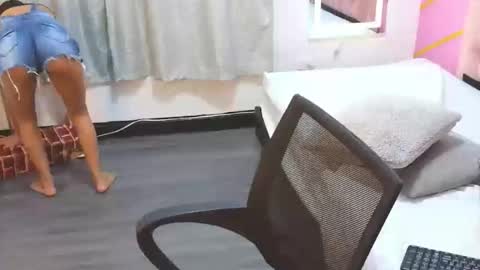 peneelopeecute online show from January 2026 08:56:01 PM