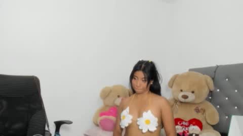 penelope_fox29 online show from May 2026 06:57:02 PM