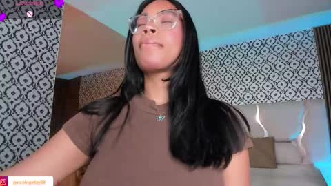 Snapshot of penelope_tay chatting on January 2026 03:32:01 AM penelope online show from January 2026 03:32:01 AM